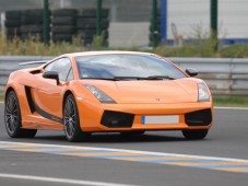 Pilotage Lamborghini Gallardo - 4 tours - Circuit de Trappes (78) ou Circuit de Montlhéry (91)