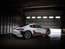 Conduzir um Porsche Cayman 718 S (PDK) - 1 volta + 1 volta em co-piloto