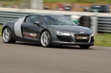 Stage de pilotage Audi R8 8 tours - circuit Geoparc (88)